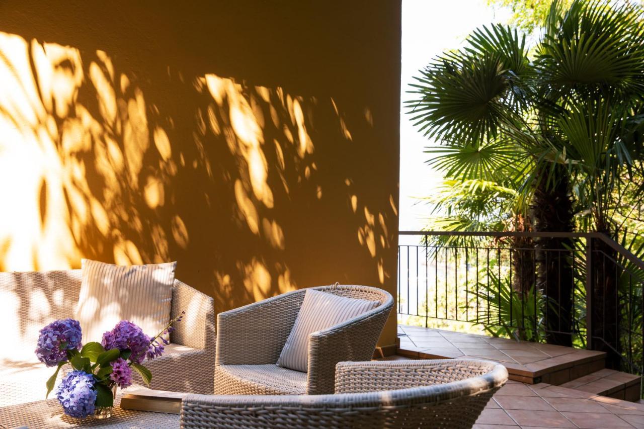 Charming Moment Di Villa Porta - Residenza Leonardo Луино Экстерьер фото