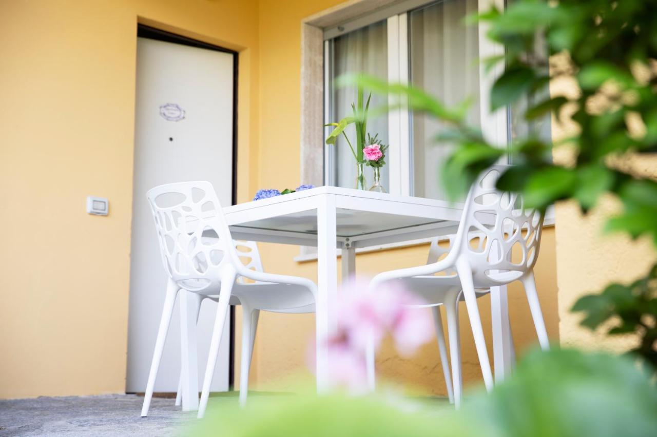 Charming Moment Di Villa Porta - Residenza Leonardo Луино Экстерьер фото
